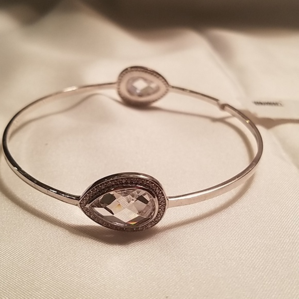 Crislu‎ Sterling Platinum 2 Crystal Bracelet NWT